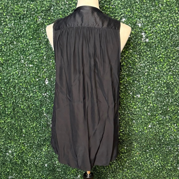 NWOT Calypso St. Barth 100% Silk V-Neck Sleeveless Blouse Size S - Picture 2 of 8